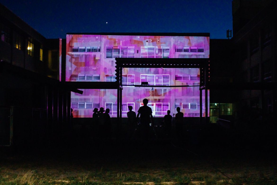 夏の夜を楽しむ:プロジェクションマッピングを見に行こう!【8/25(土)】