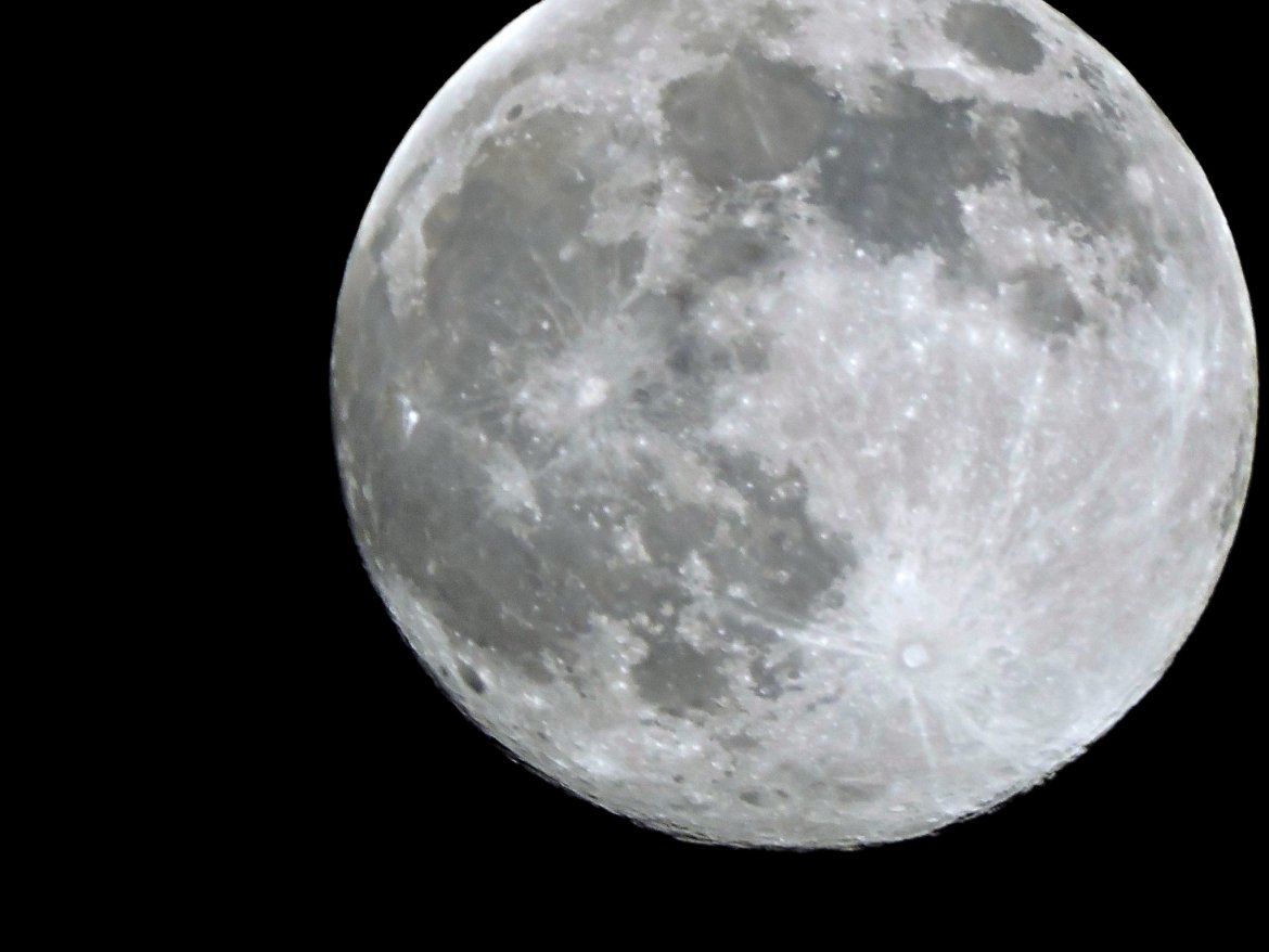 スーパームーン