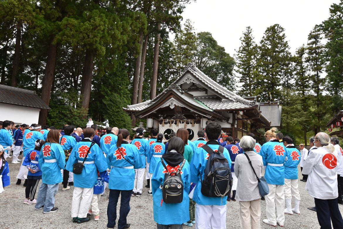 走落神社で木代地区の秋祭りが開催される